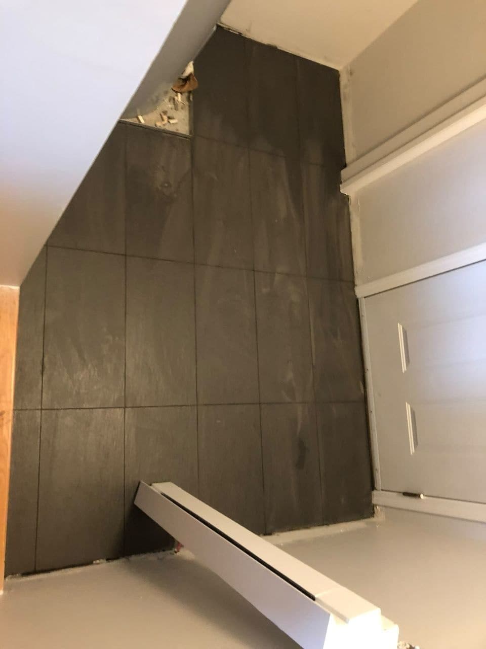 Slate Bench Wet Room — Slate walls, built-in bench